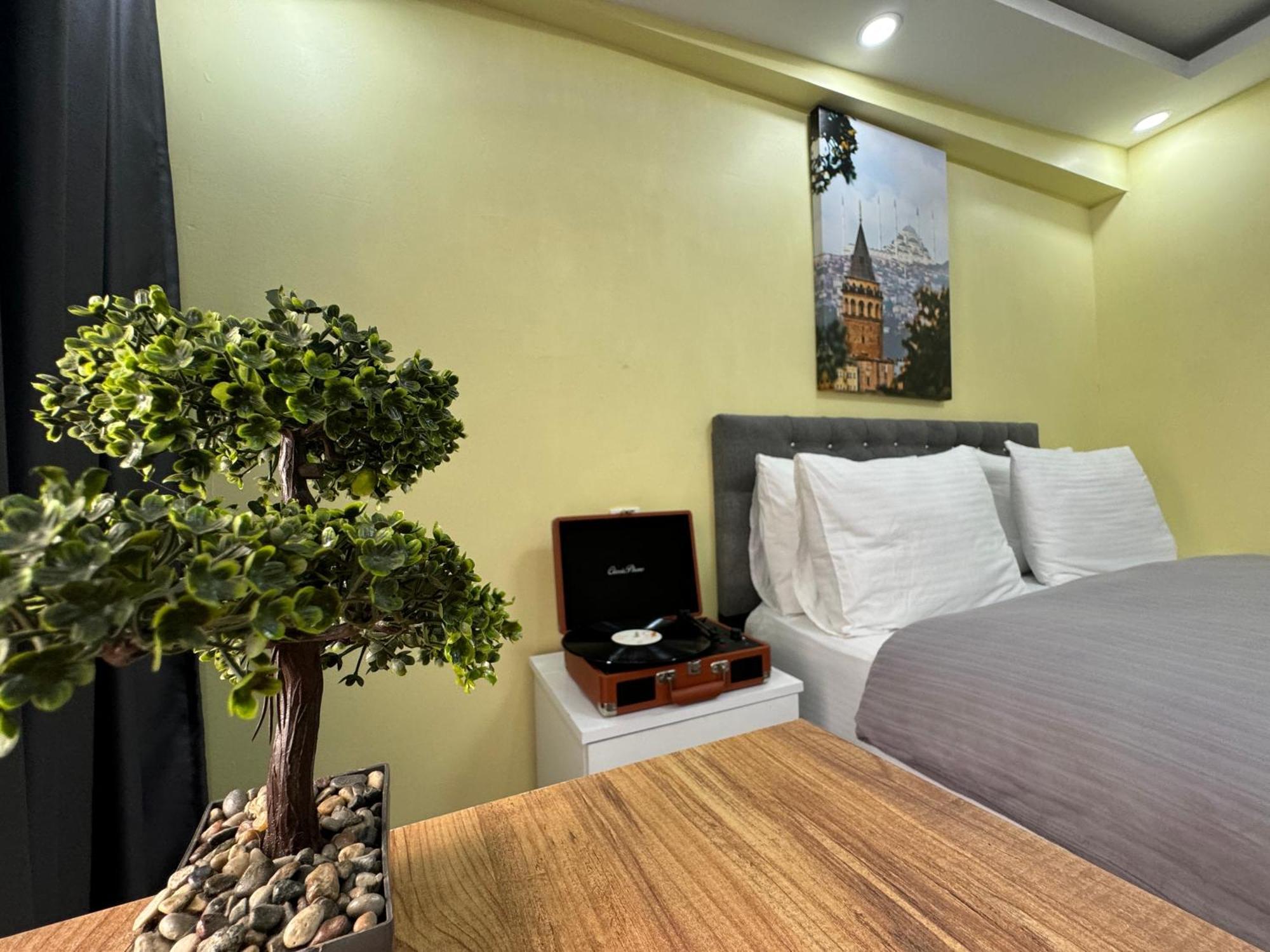 Ozer Hotel & Apartments Истанбул Екстериор снимка