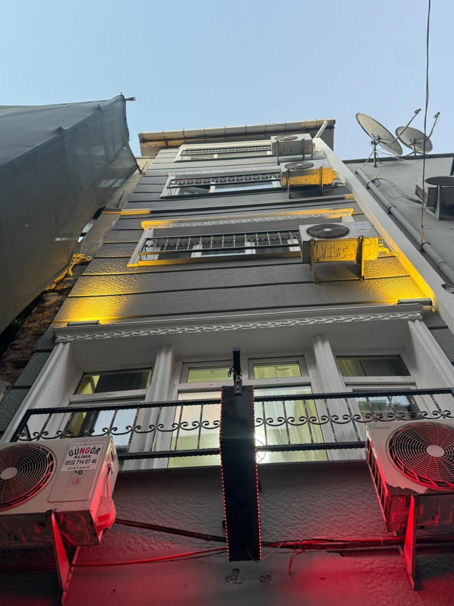 Ozer Hotel & Apartments Истанбул Екстериор снимка