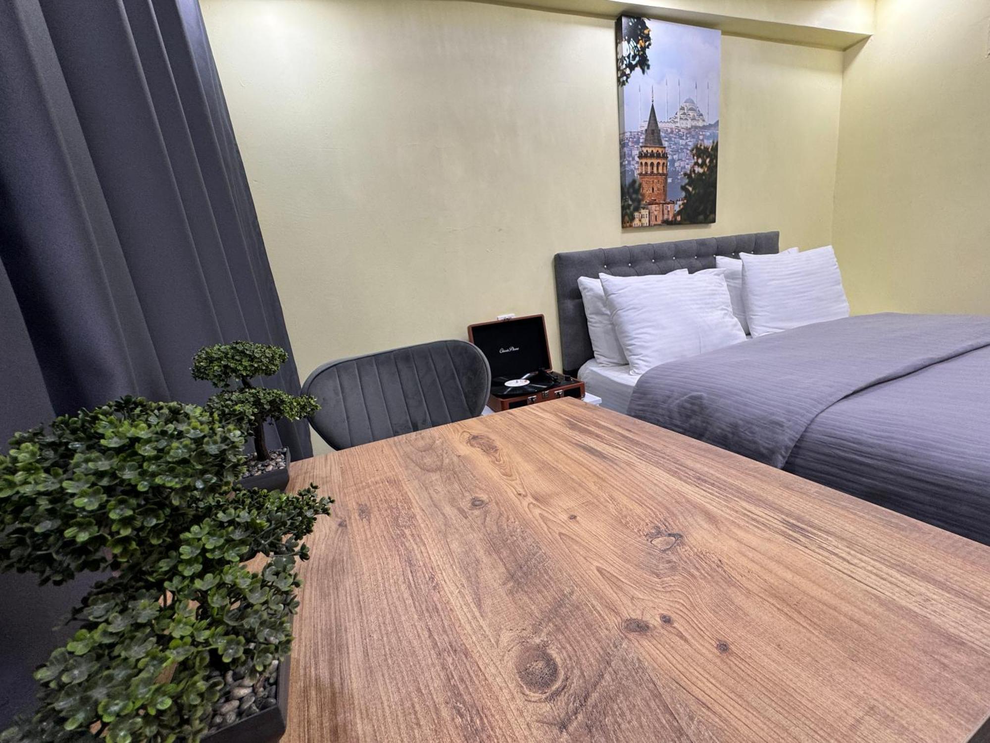 Ozer Hotel & Apartments Истанбул Екстериор снимка