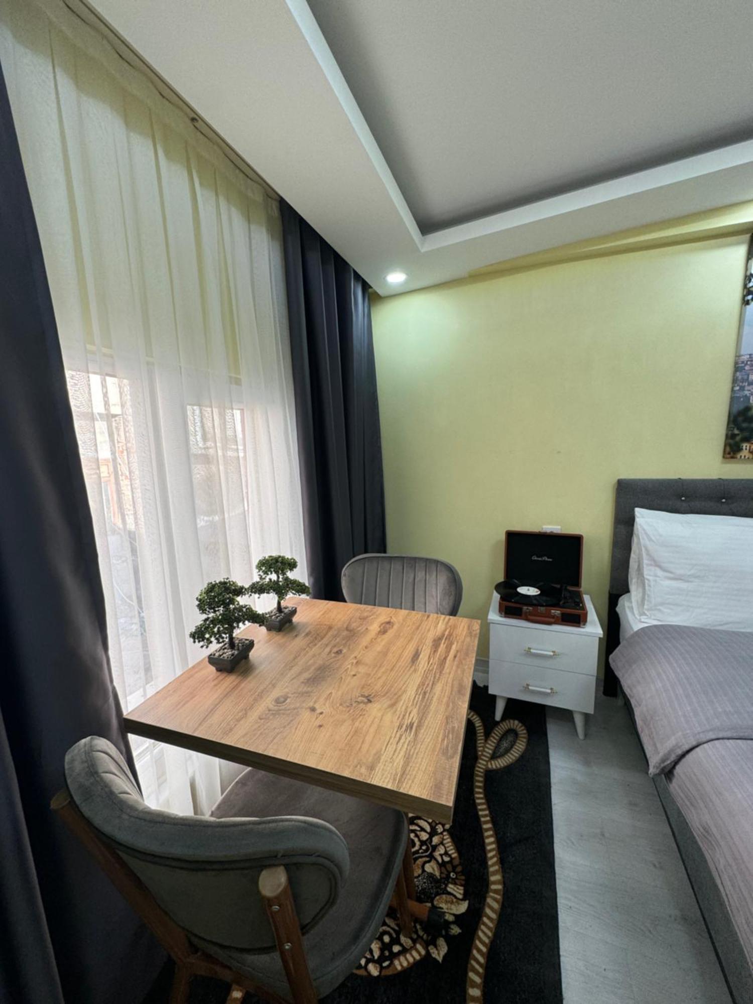 Ozer Hotel & Apartments Истанбул Екстериор снимка
