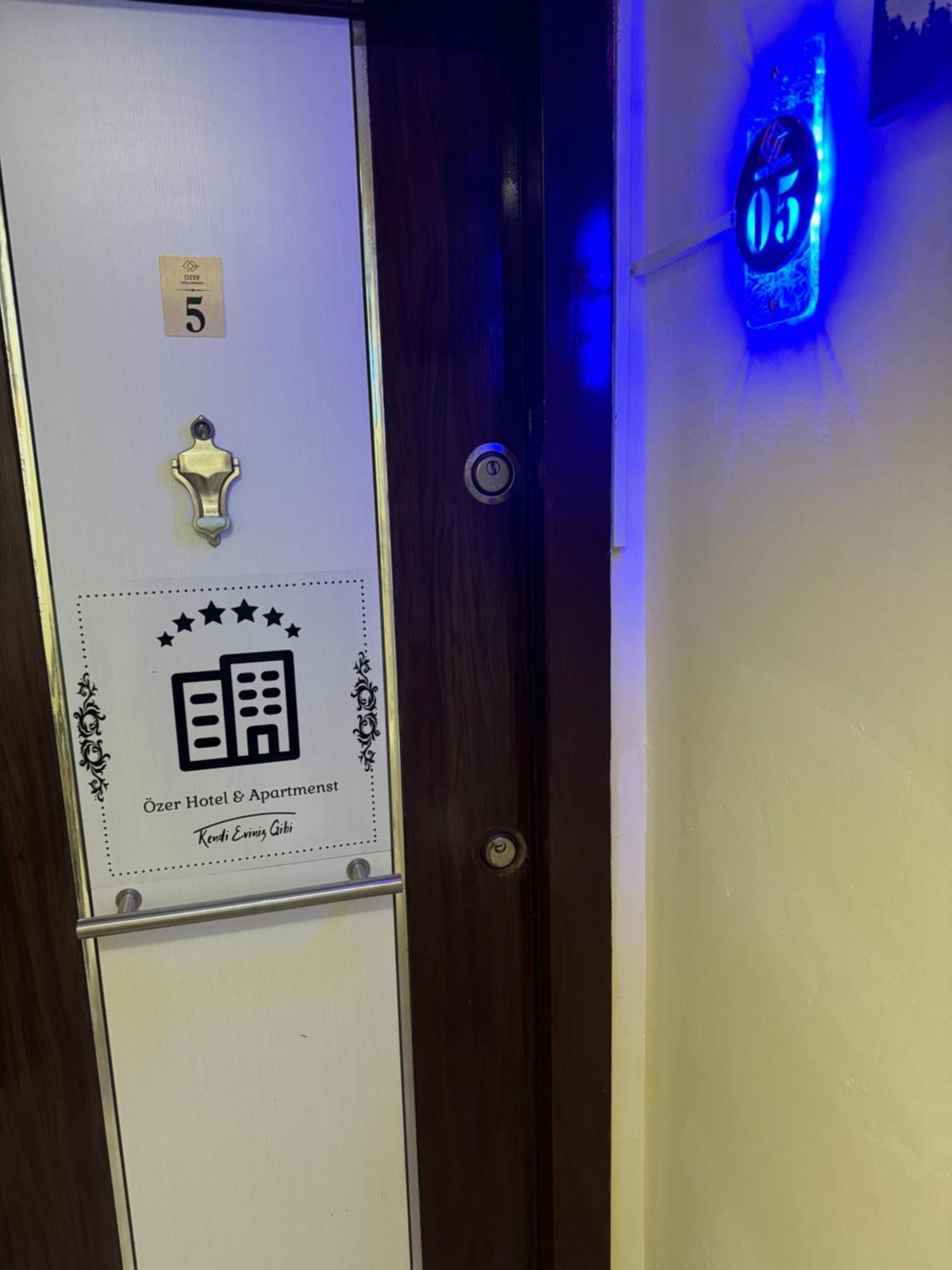 Ozer Hotel & Apartments Истанбул Екстериор снимка
