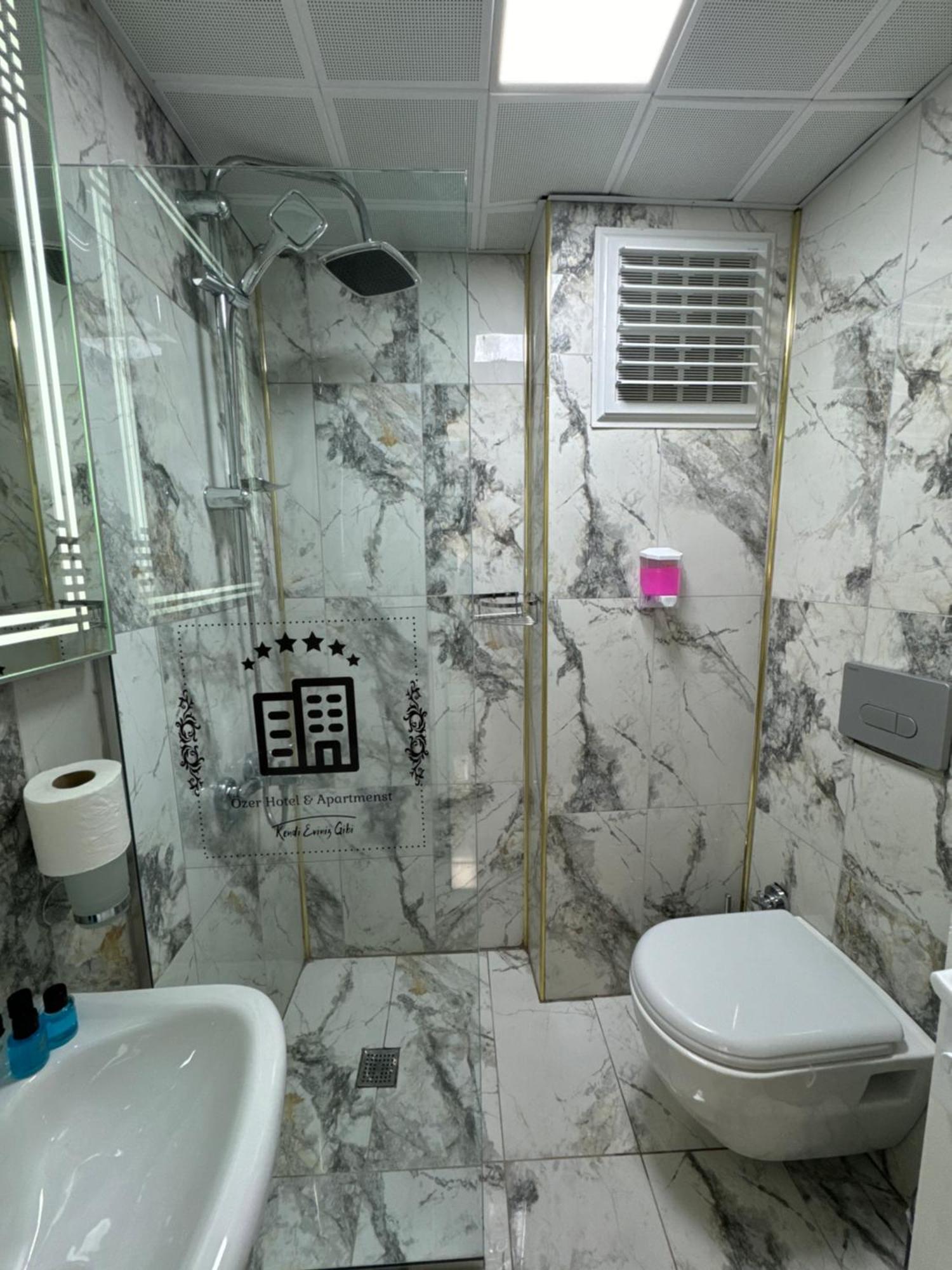 Ozer Hotel & Apartments Истанбул Екстериор снимка