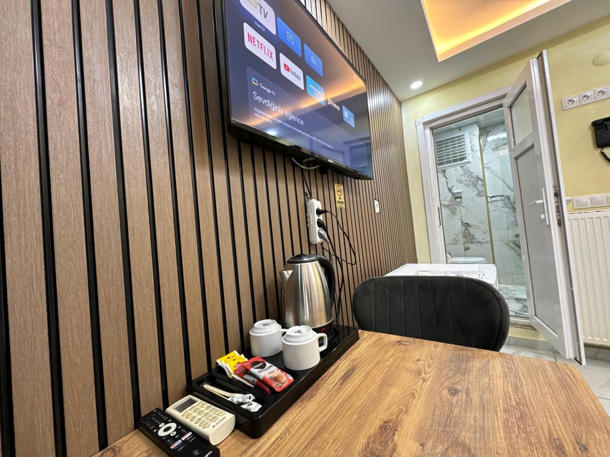 Ozer Hotel & Apartments Истанбул Екстериор снимка
